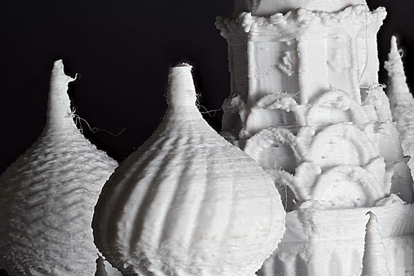 3D print of St. Basil's Cathedral with a reversed Schneider Componon S 100 mm f/5.6 half-way open with Zerene Stacker PMax stack of 34 images